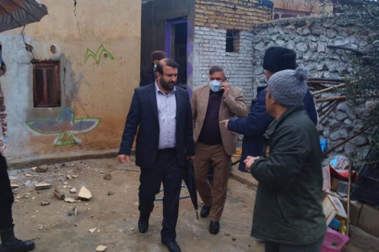 بنیاد مسکن تا پایان تعمیر واحدهای خسارت دیده کنار مردم خواهد بود