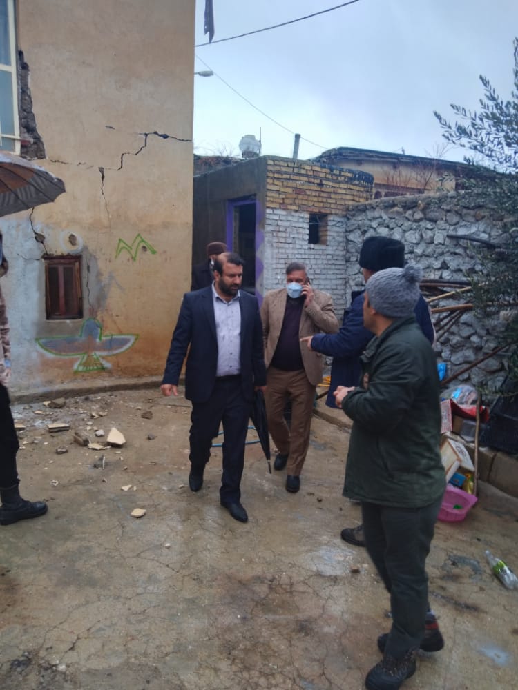 بنیاد مسکن تا پایان تعمیر واحدهای خسارت دیده کنار مردم خواهد بود