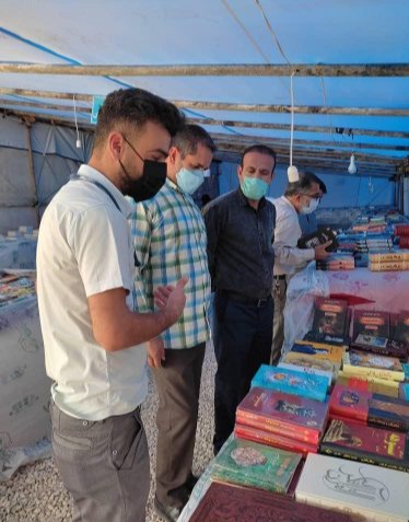 نمایشگاه کتاب آینده روشن افتتاح شد