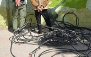 دستگیری سارقان سیم و کابل برق بااعتراف به ۱۵ به سرقت در گچساران