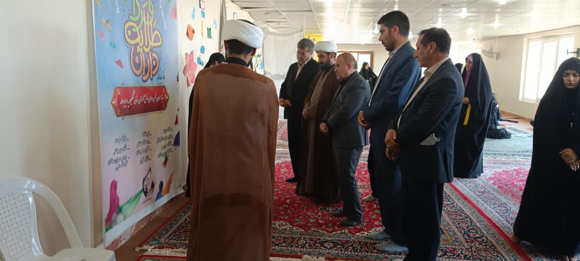 مديرکل آموزش و پرورش استان:  چادر بارزترین نماد حجاب اسلامی و کاملترین نوع پوشش برای بانوان در عصر حاضر و جامعه اسلامی است.