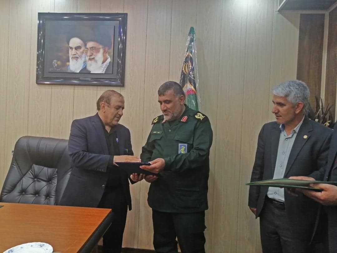 با حضور در تیپ ۴۸ فتح استان:  تقدیر مدیرکل آموزش و پرورش کهگیلویه وبویراحمد از تیپ ۴۸ فتح