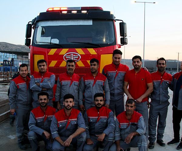 رونمایی از دومین خودروی سنگین آتشنشانی در پتروشیمی گچساران