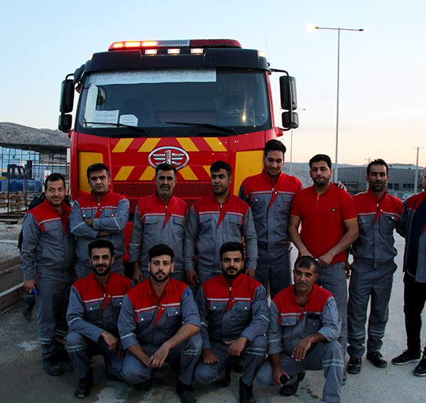 رونمایی از دومین خودروی سنگین آتشنشانی در پتروشیمی گچساران