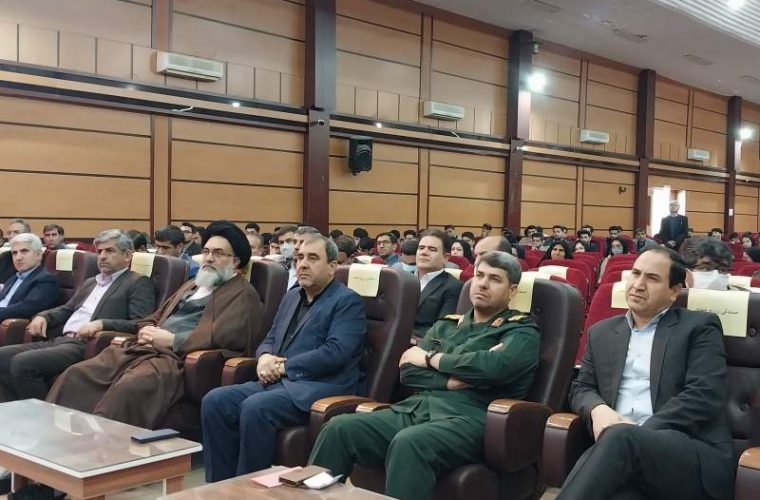 آیت‌الله سید نصیر حسینی: برخی افراد غیرت ملی شان را از دست داده اند / در تولید محتوا ضعیف عمل کردیم / سردار خرمدل: ۲۳۰ کانال ماهواره ای شب و روز به زبان فارسی تولید محتوا می کنند؛ فضای بی اعتمادی درجامعه ایجاد شده