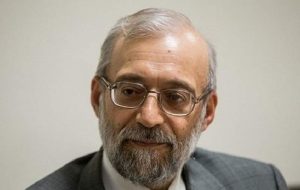 محمد جواد لاریجانی به مواضع اخیر مولوی عبدالحمید واکنش نشان داد.