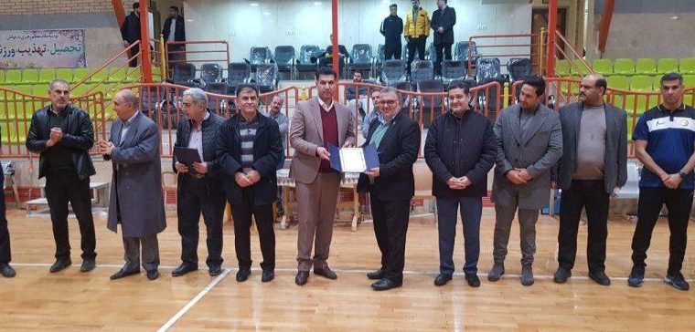 لیگ برتر هندبال| رییس فدراسیون تماشاگر ۲ دیدار/ تقدیر از مدیران ۲ باشگاه