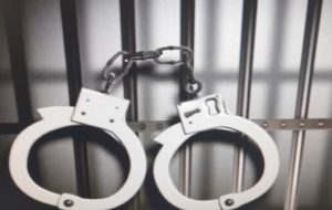 دستبند پلیس بردستان قاتلان زن و مرد سوخته شده در گچساران