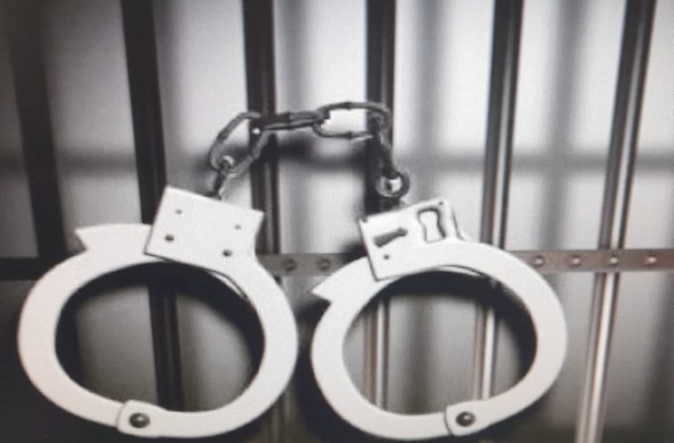 دستبند پلیس بردستان قاتلان زن و مرد سوخته شده در گچساران