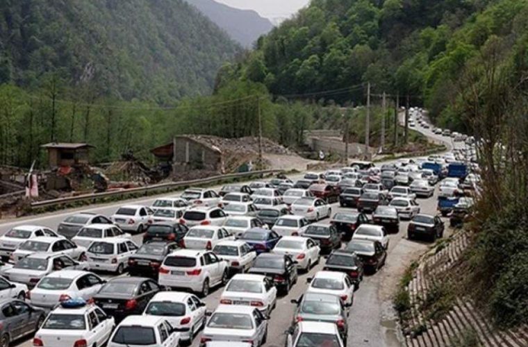 ترافیک سنگین در تنگ سریز یاسوج / افزایش ۳۰ درصدی تردد در محورهای کهگیلویه و بویراحمد