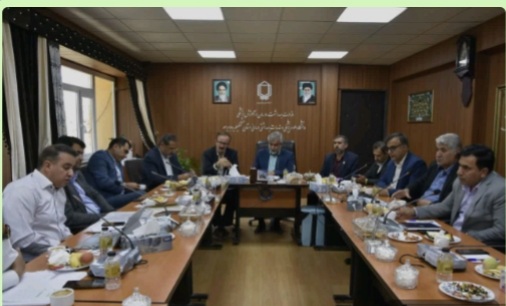 نشست رئیس دانشگاه علوم پزشکی وخدمات بهداشتی درمانی کهگیلویه وبویراحمد با فرمانداران و مدیران شبکه های بهداشت درمان شهرستان های استان/تقدیر فرمانداران از دکتر جاودان سیرت بخاطر توجه ویژه به پروژه های عمرانی حوزه سلامت در شهرستان ها