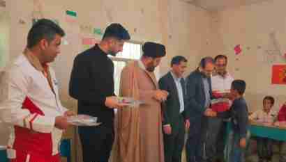 اجرای طرح ملی نذر خدمت جمعیت هلال احمر در روستای آب کری بخش سوق