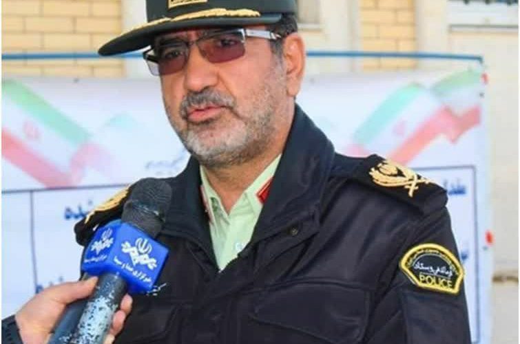 توقيف محموله ۲۵۶ کيلويي شيشه