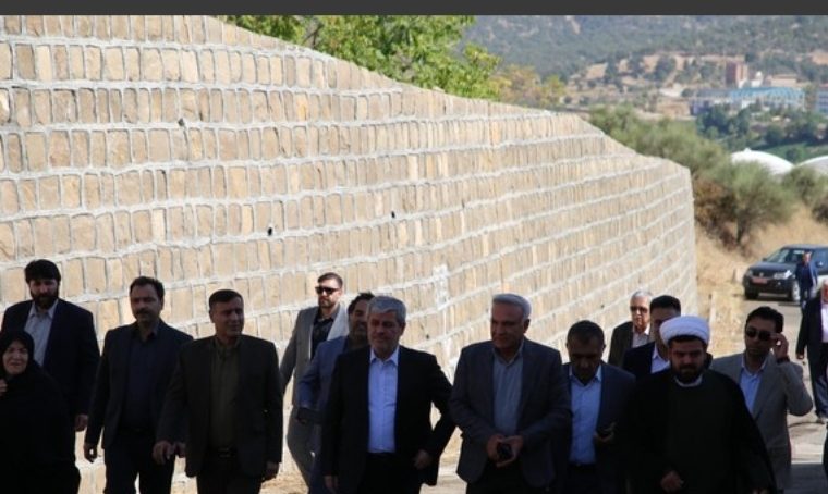 آئین تودیع و معارفه استانداران جدید و قدیم استان کهگیلویه و بویراحمد آئین تودیع و معارفه استانداران جدید و قدیم استان کهگیلویه و بویراحمد