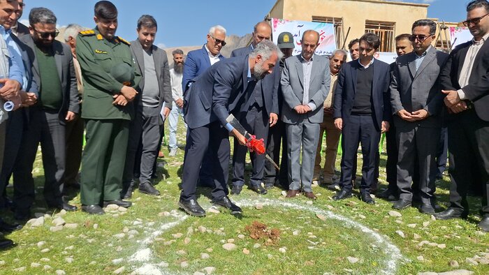 عملیات اجرایی نیروگاه خورشیدی ۵۰۰ کیلو واتی در گچساران آغاز شد